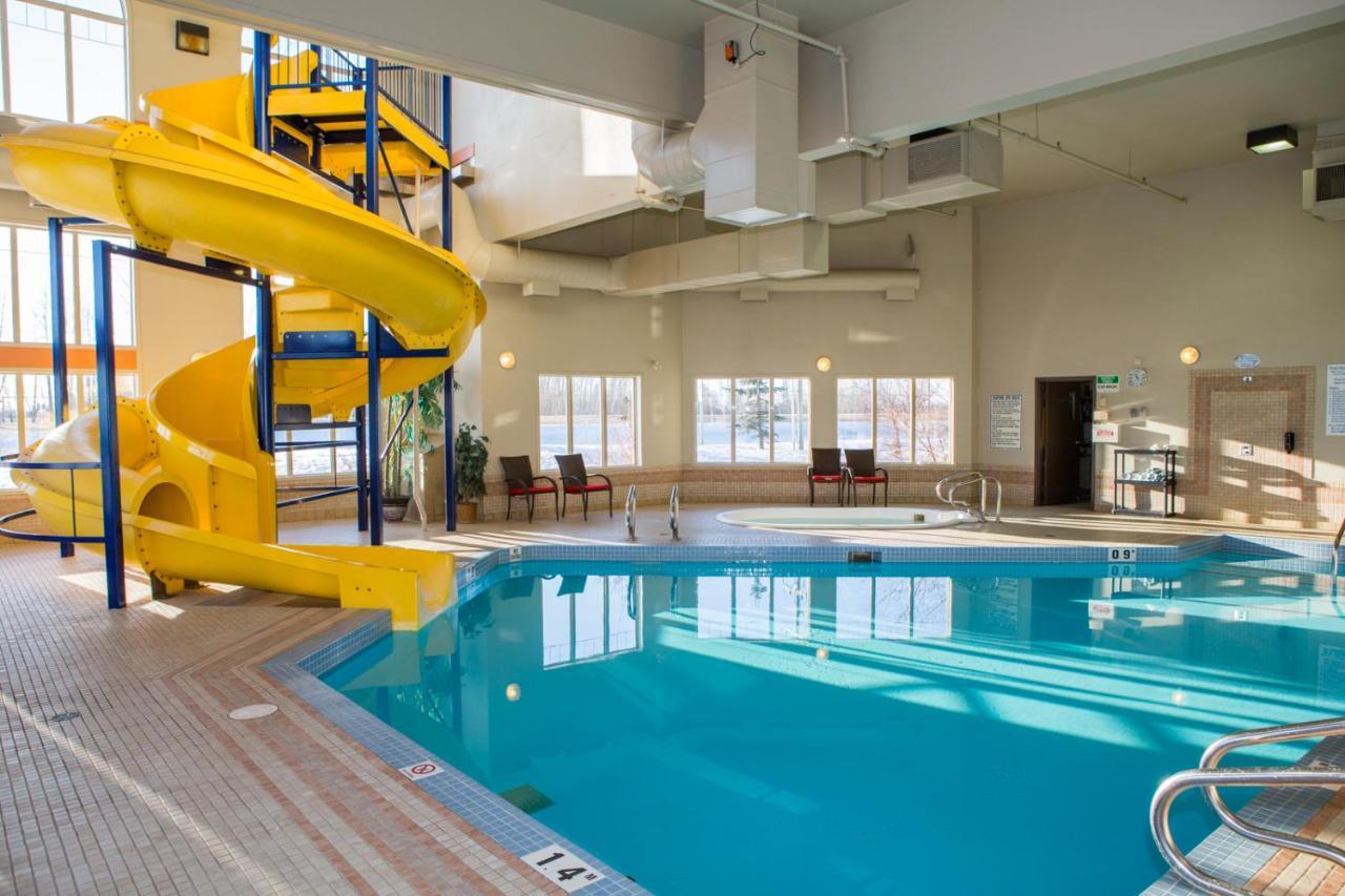 Peavine Inn & Suites High Prairie Eksteriør billede