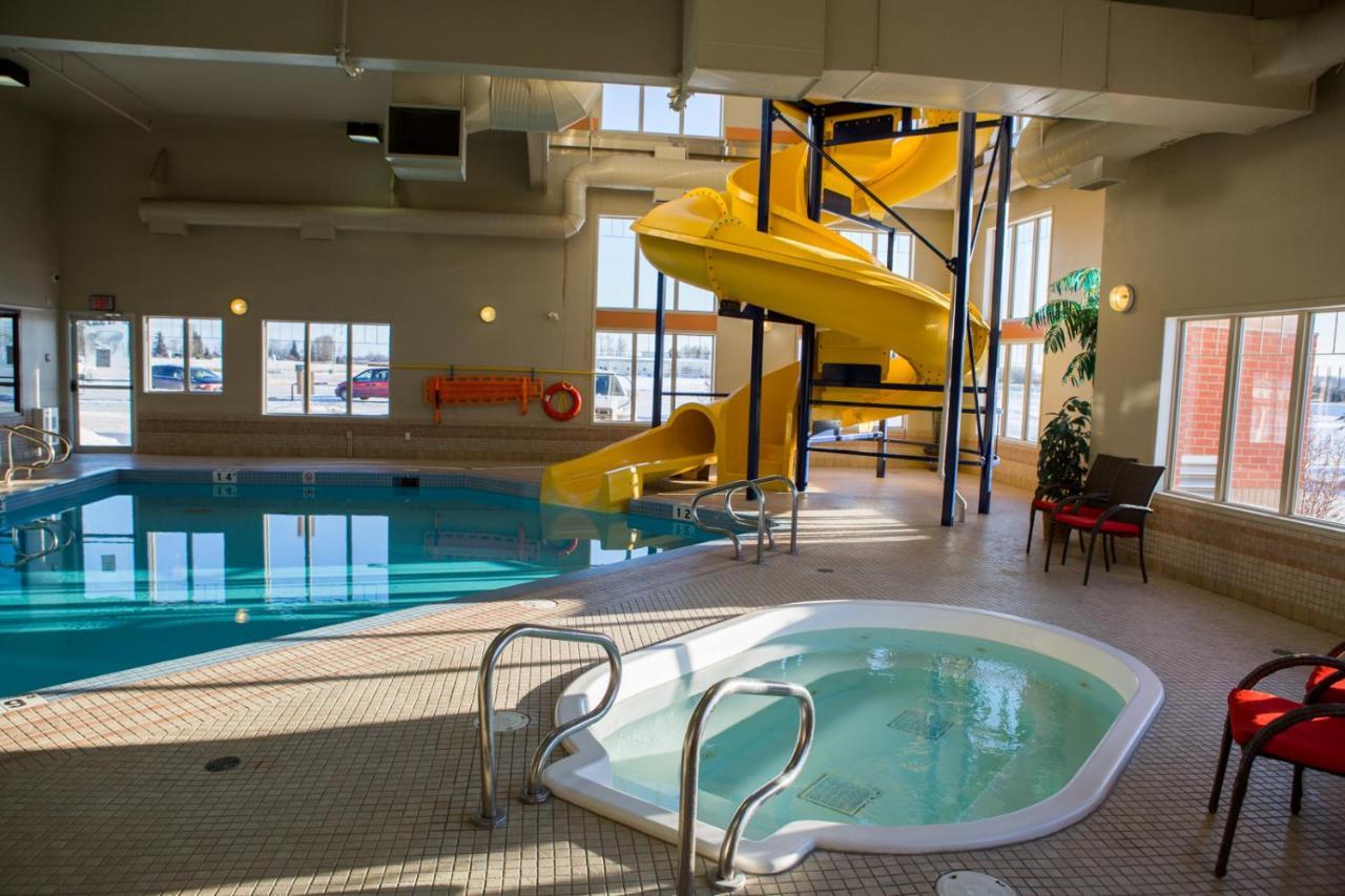 Peavine Inn & Suites High Prairie Eksteriør billede