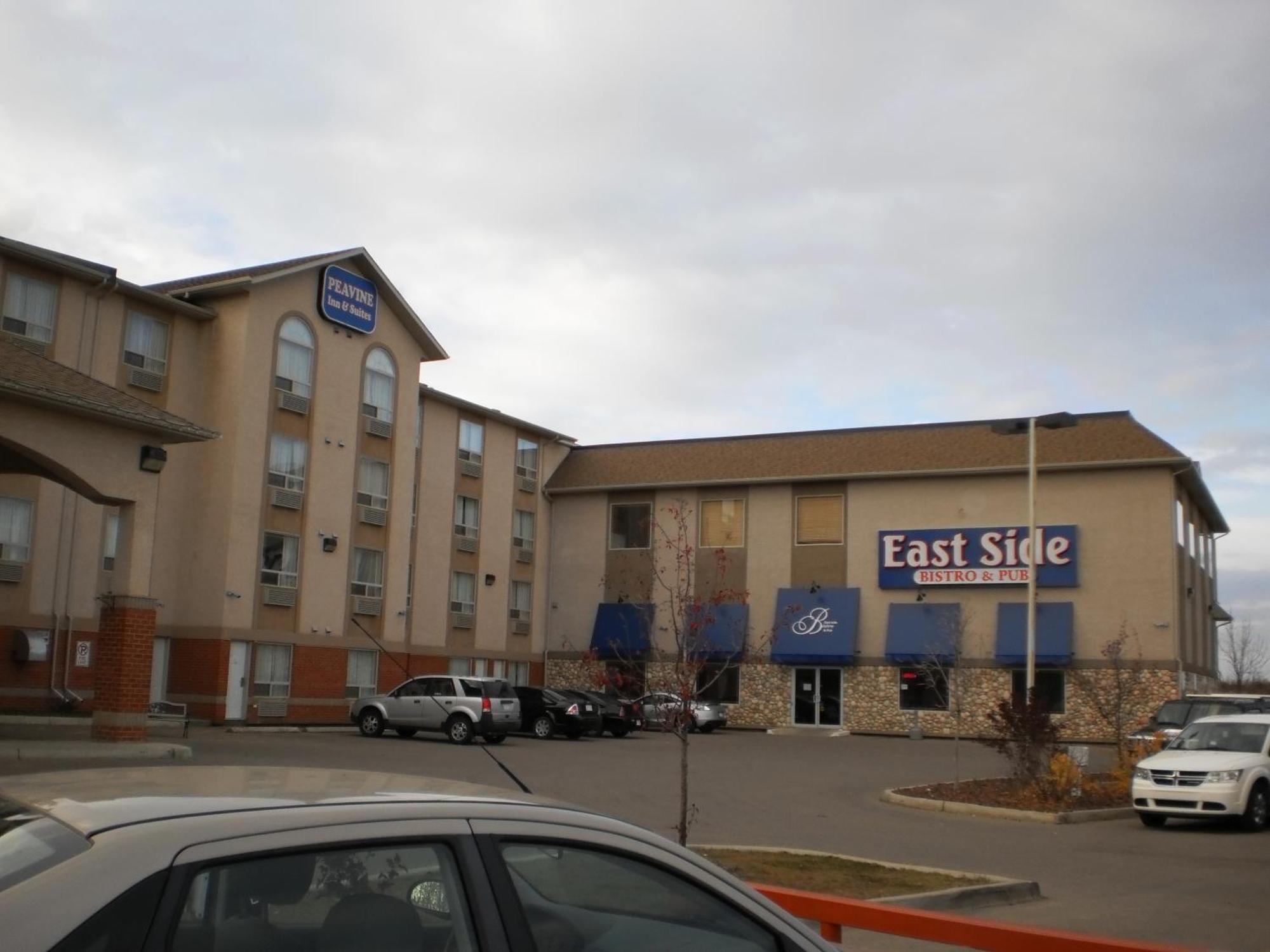 Peavine Inn & Suites High Prairie Eksteriør billede