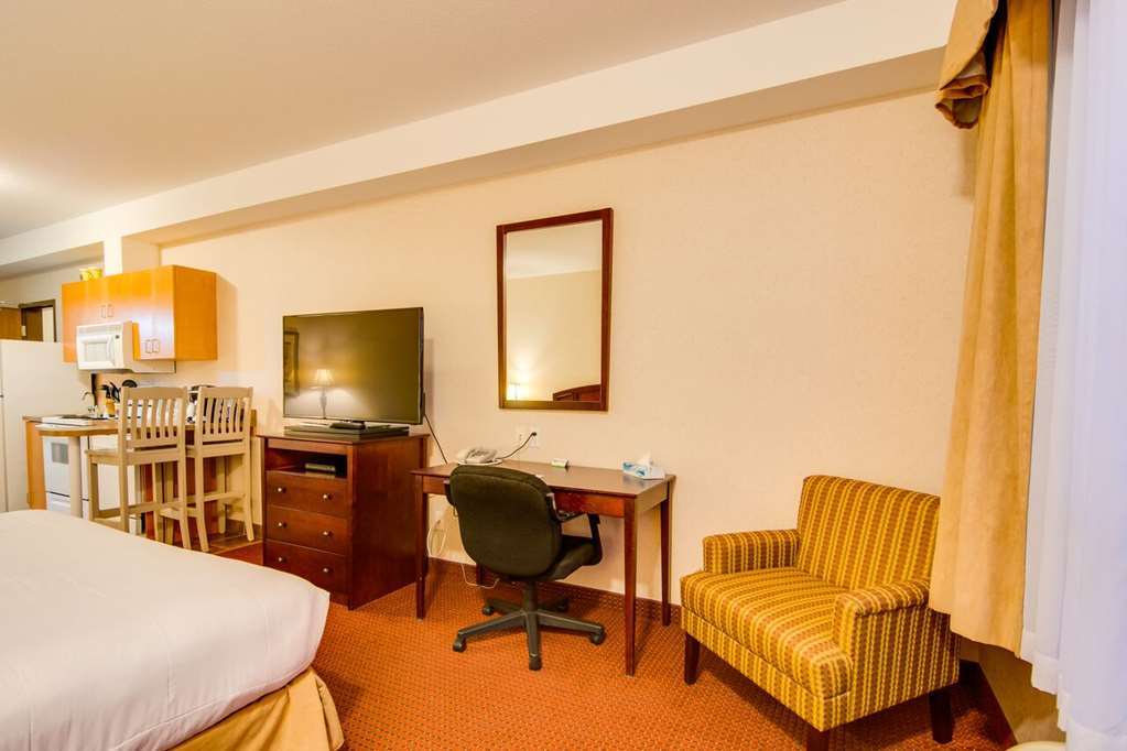 Peavine Inn & Suites High Prairie Værelse billede