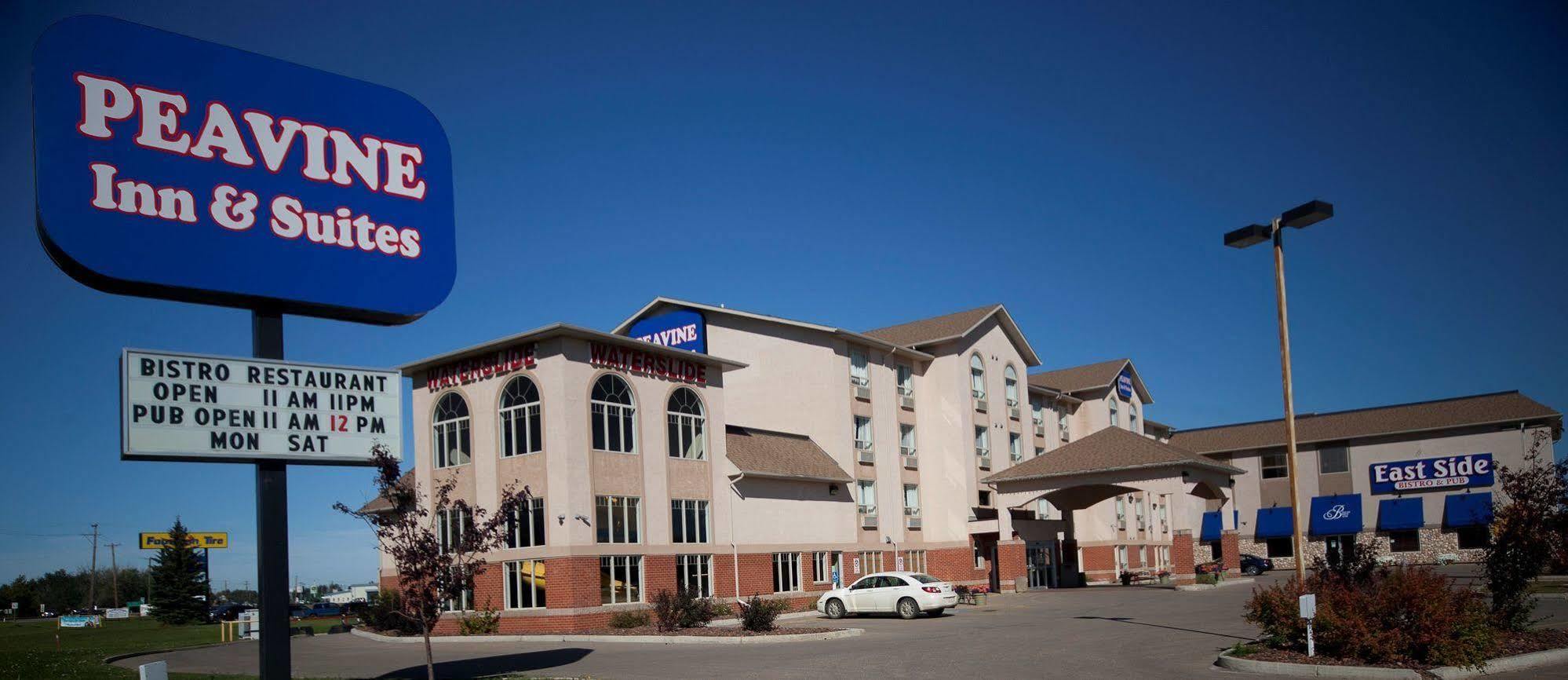 Peavine Inn & Suites High Prairie Eksteriør billede